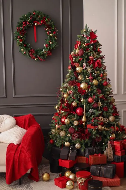 Elegant Christmas Living Room Decor with Tree · Free Stock Photo