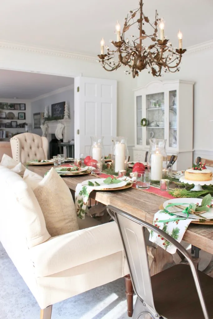 Elegant Christmas Table