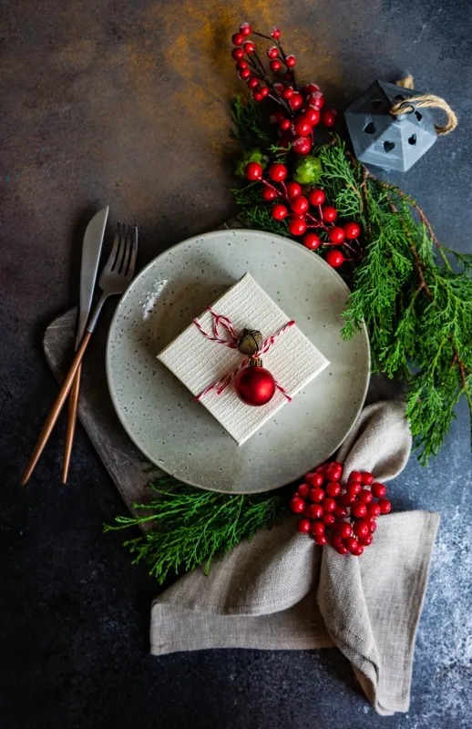 Eleven Christmas Table Setting Ideas - Town & Country Living