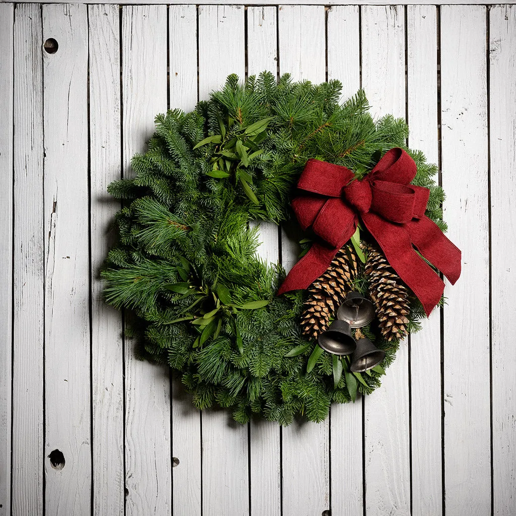 Embracing Timeless Charm: The Farmhouse Christmas Wreath by Lynch Cree – Lynch Creek Farm