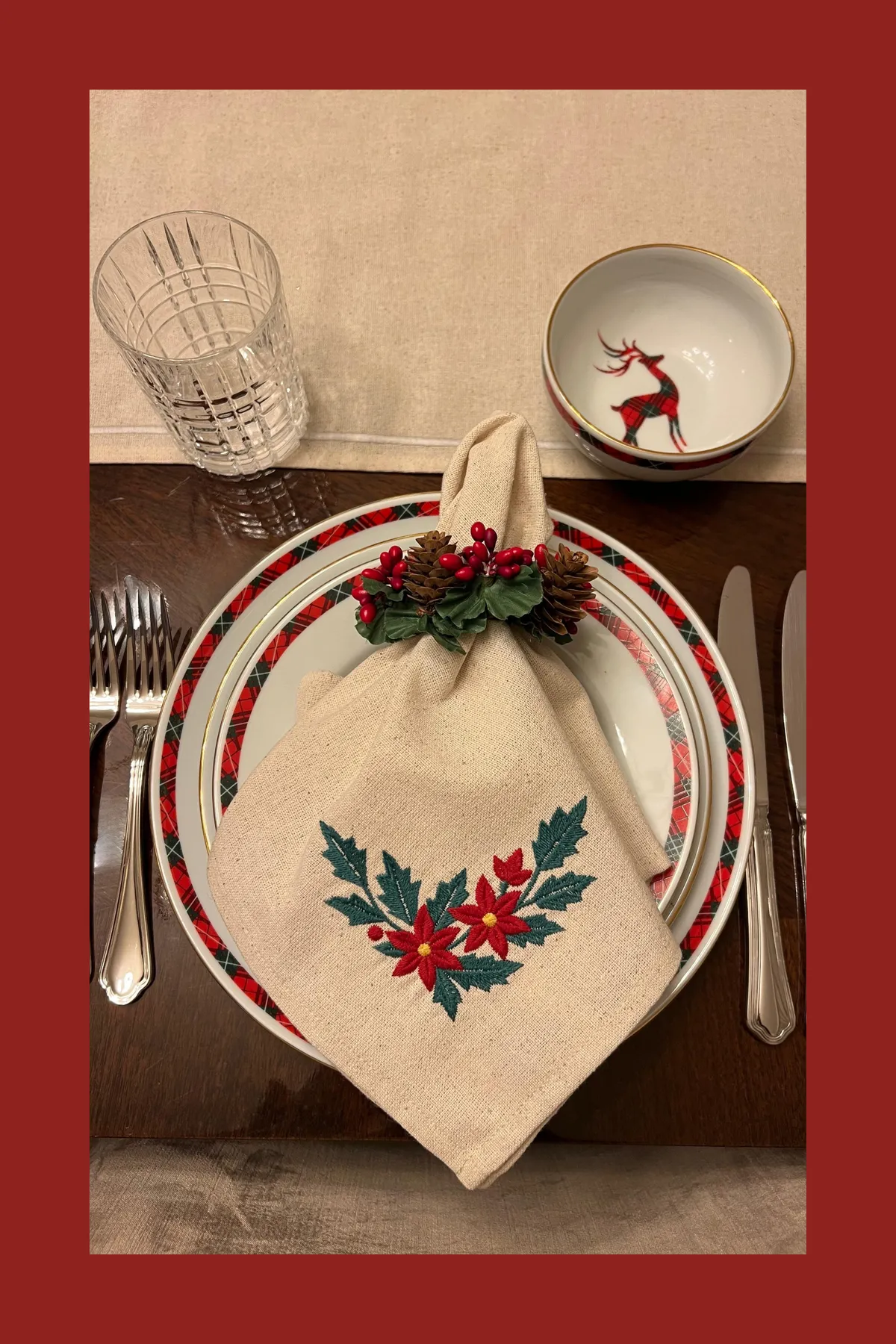 Embroidered Christmas Napkins – Winter Garland (Set of 2) | Robin & Franko  – Robin & Franko Distributors
