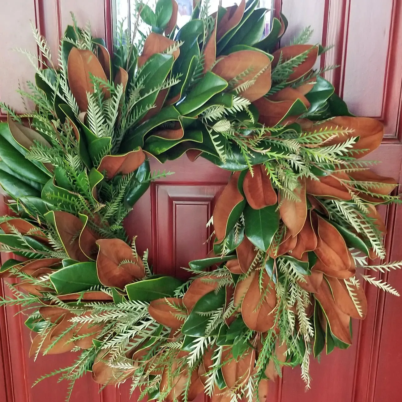EverRing Magnolia & Grevillea Wreath 20-22' EverRing Wreath