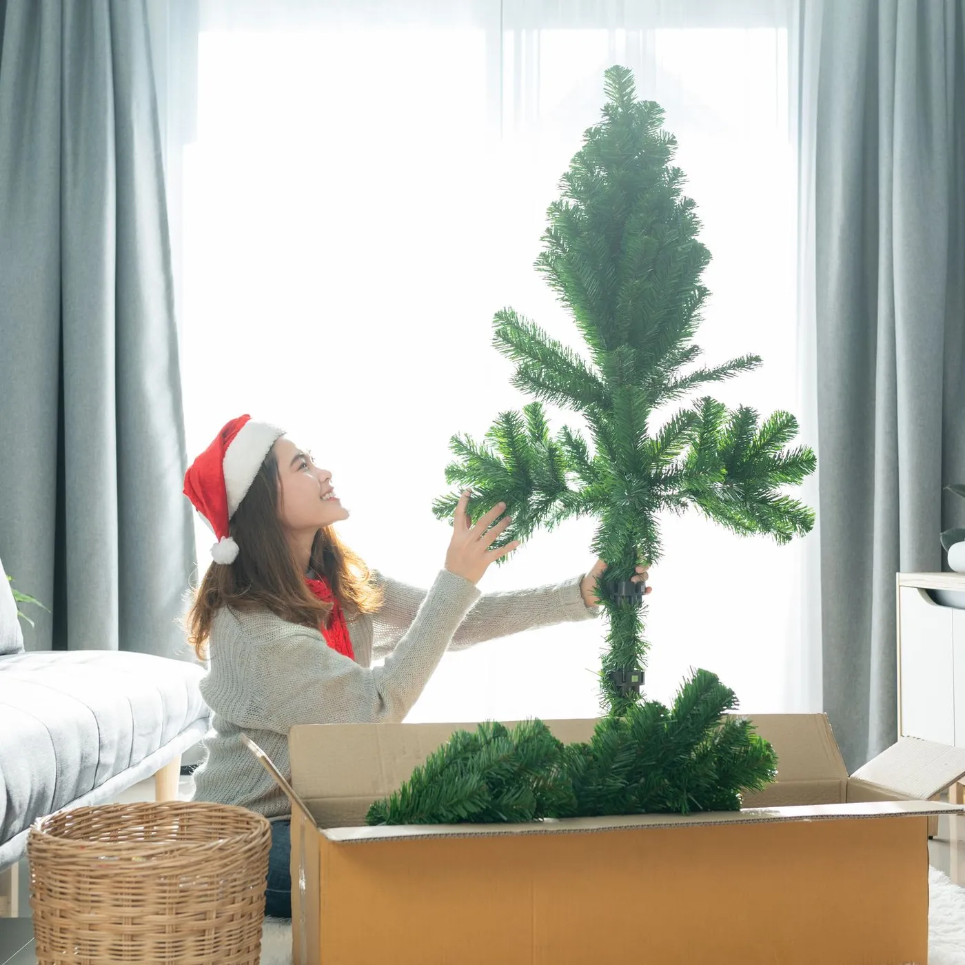 Fake vs. Real Christmas Tree: Which Will Save You More? | Kiplinger