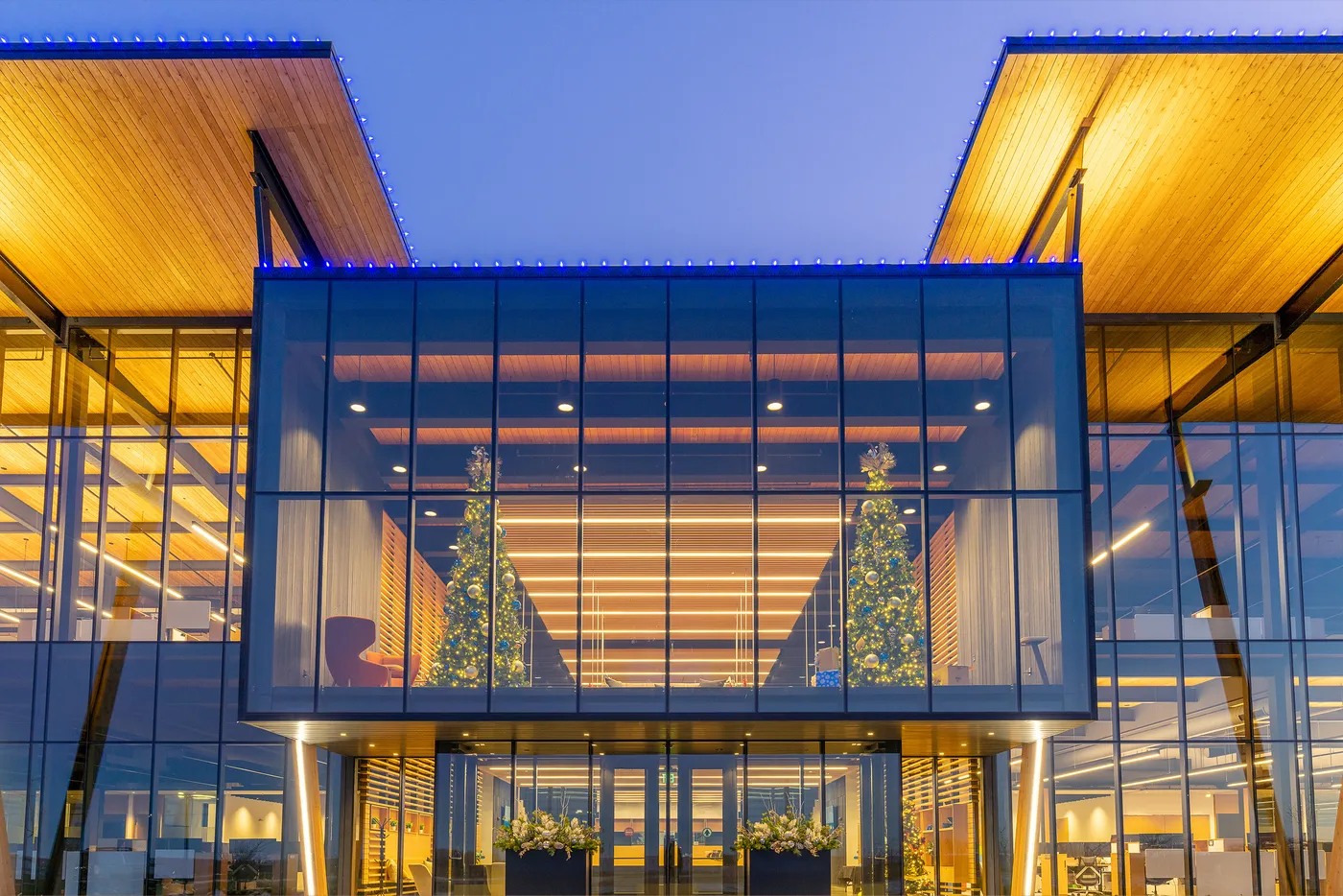 Featured Project: Kreg Tool Headquarters – Holiday Decor | Perficut