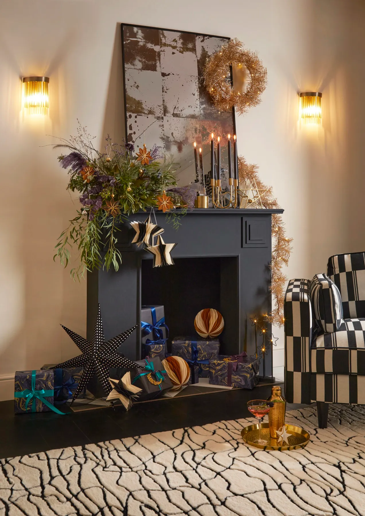 Festive Mantelpieces - a mix of Yuletide mantels with tips on getting the  look and creating your own | Interior Style Host