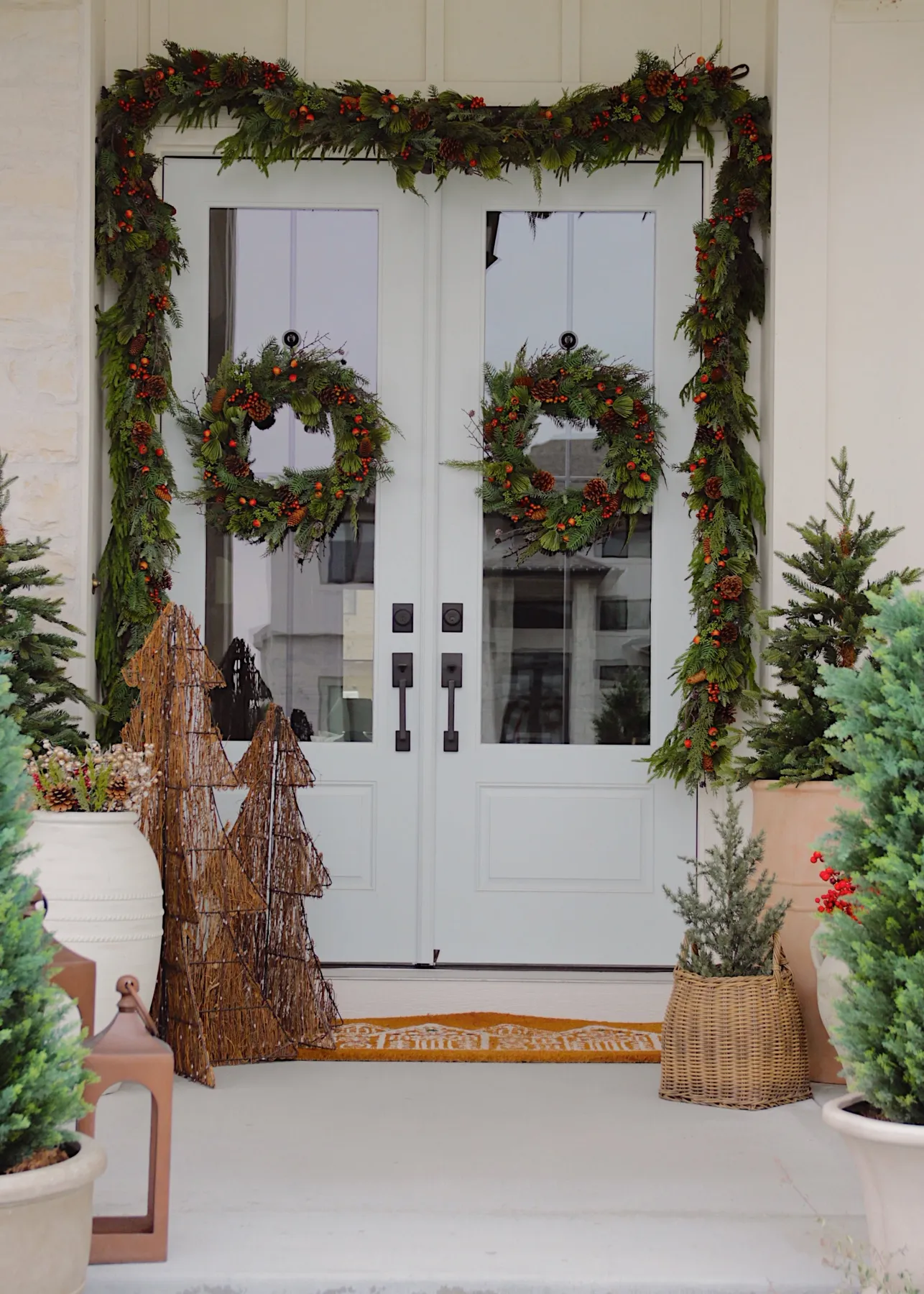 Festive Winter Pine and Pod Garland - 72'