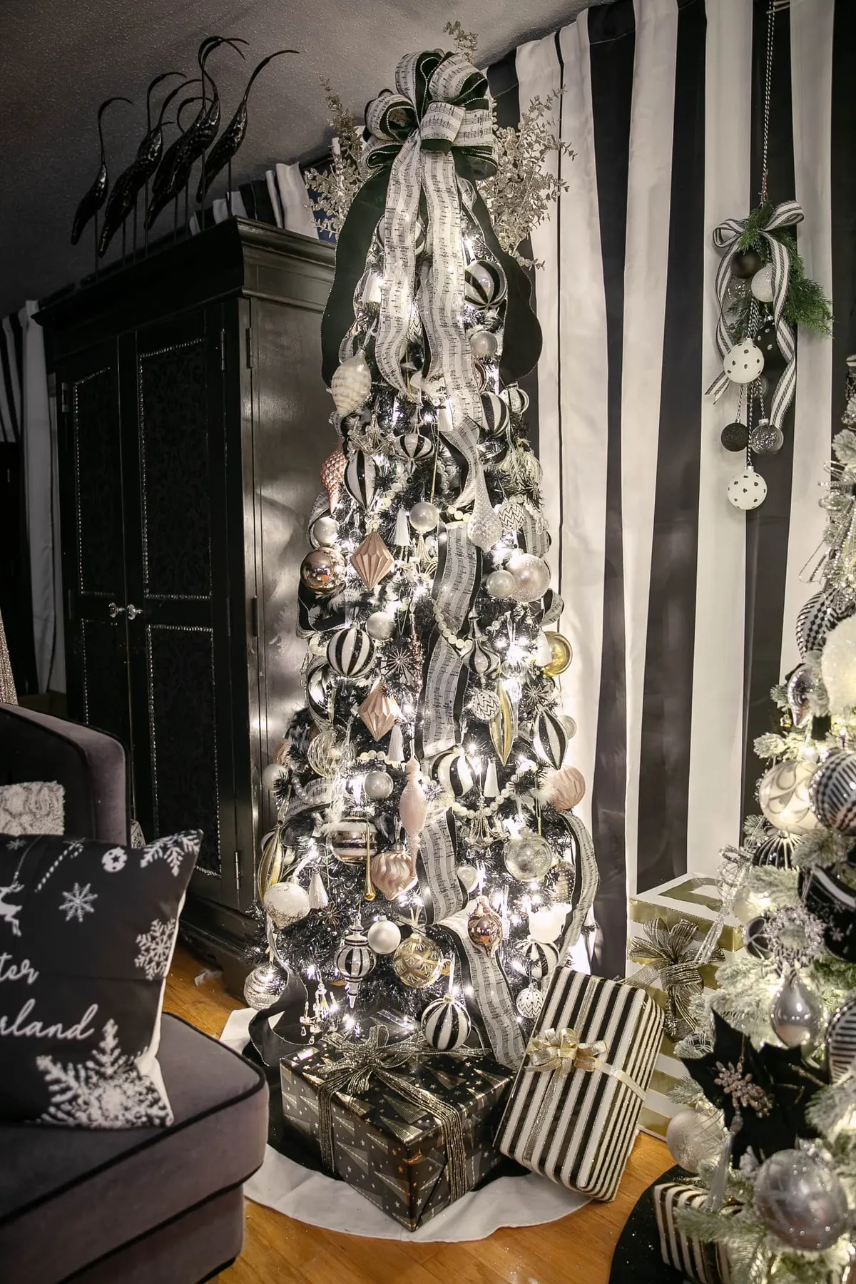 Flawless White Christmas Tree With Black And Gold Decorations , 2026  Affordable Decorating Ideas Oak Shop
