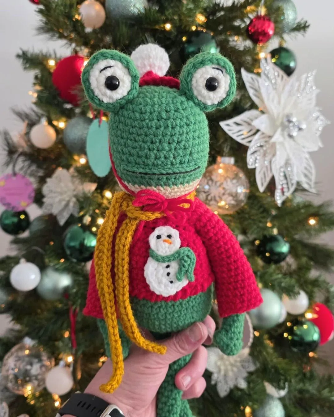 Free Amigurumi Pattern: Furlston Frog Holiday Accessories – FurlsCrochet