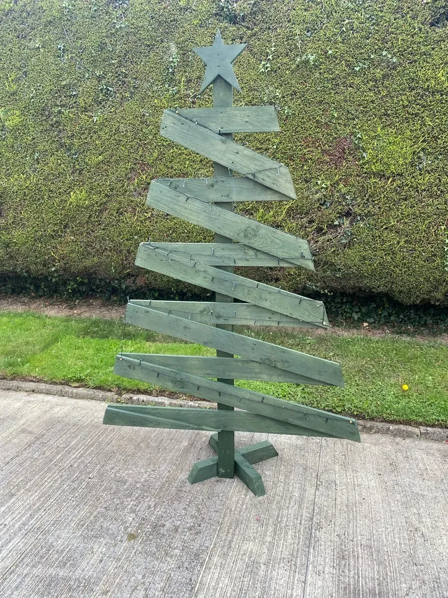 Handmade Christmas Garden Decorations for sale in Meath for €70 on DoneDeal