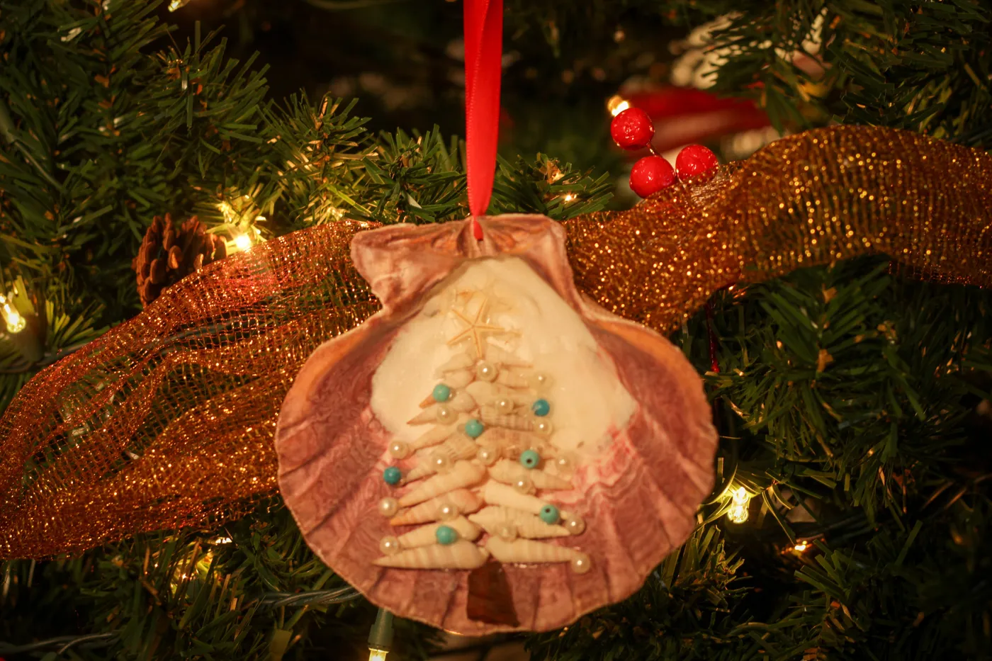 Handmade Christmas Shell Tree Ornament – What the Shell?!
