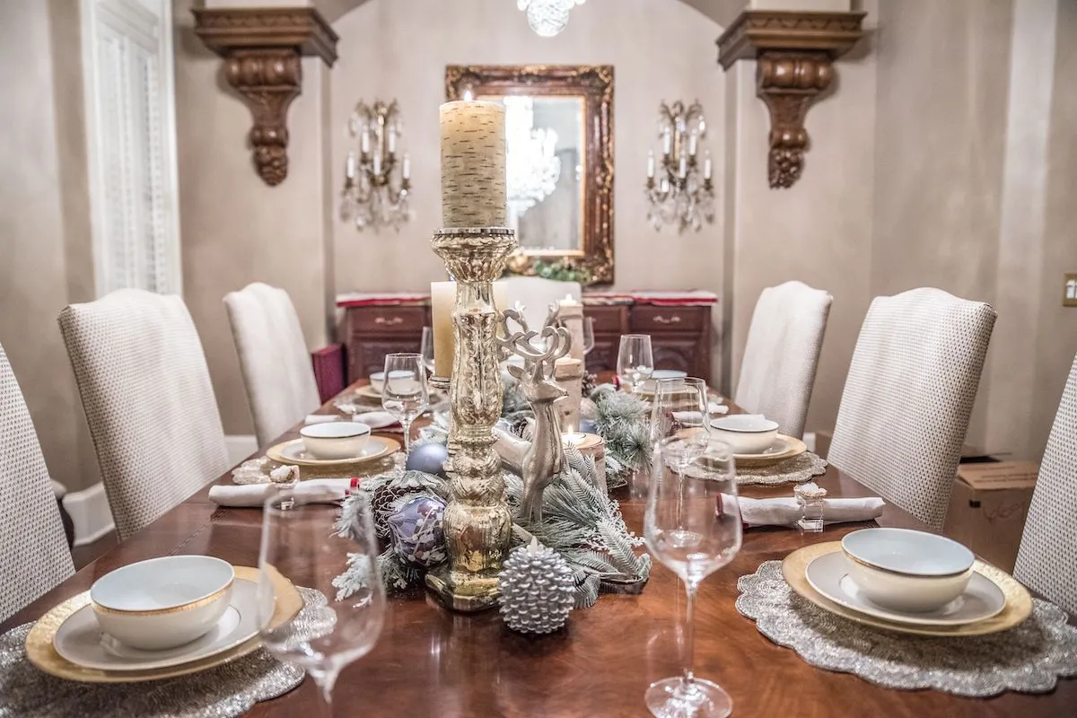 holiday decor Archives - MHM Professional Staging