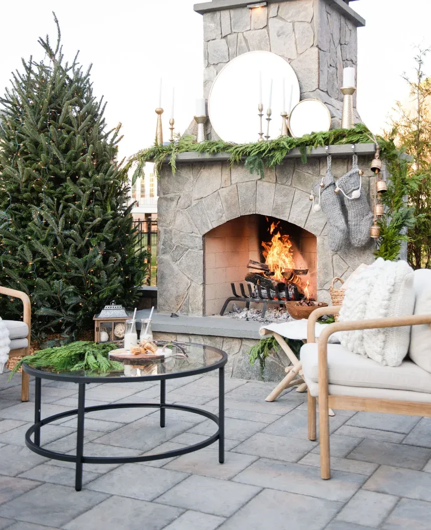 Holiday Decorating Tips for your Patio or Deck