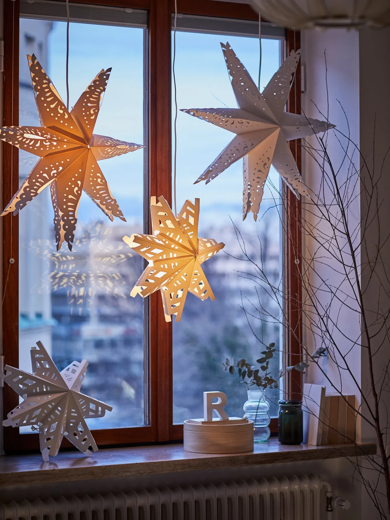 Holiday lights bring the cheer - IKEA