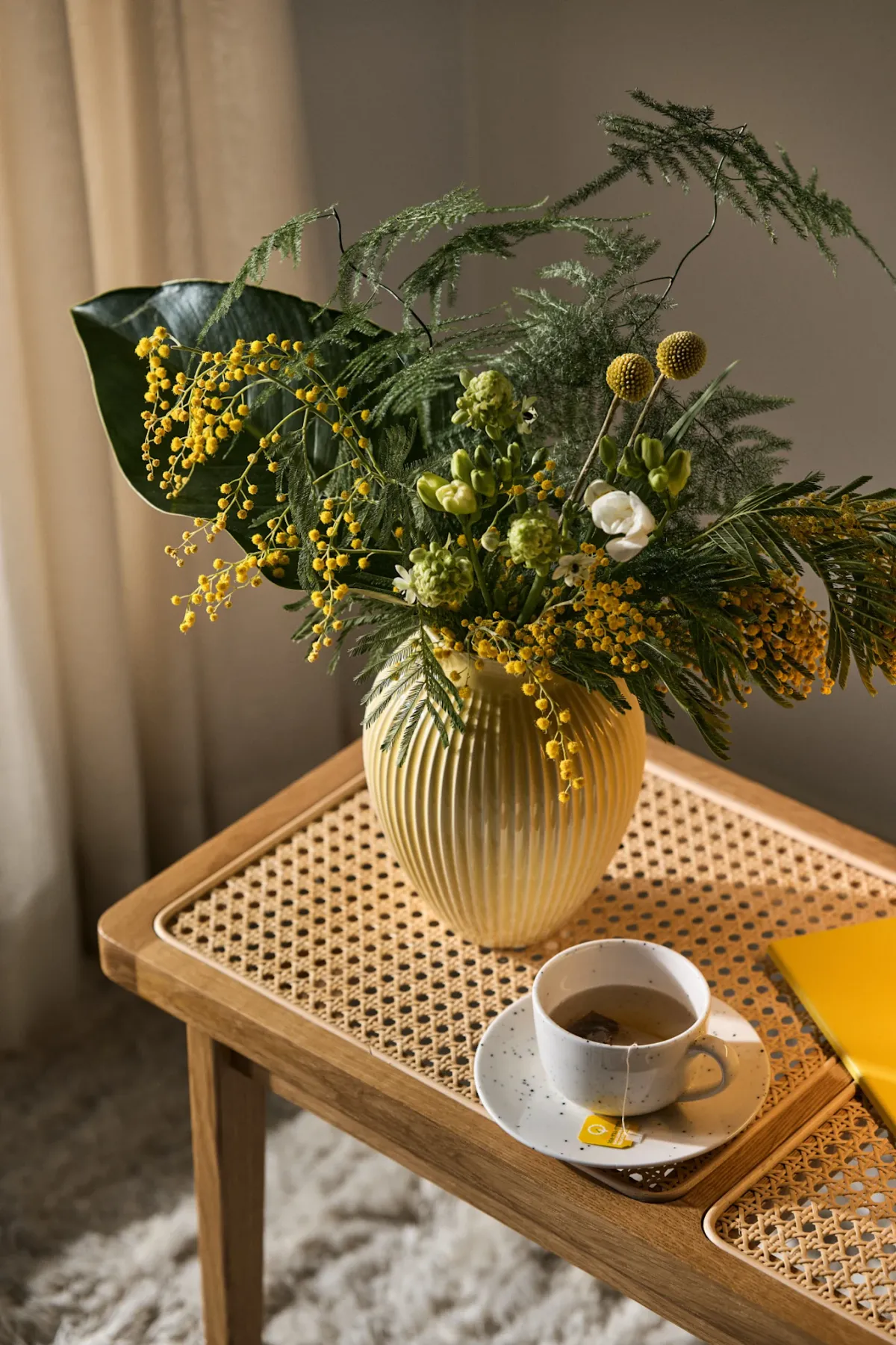 How to arrange flowers at home | Vase & care tips