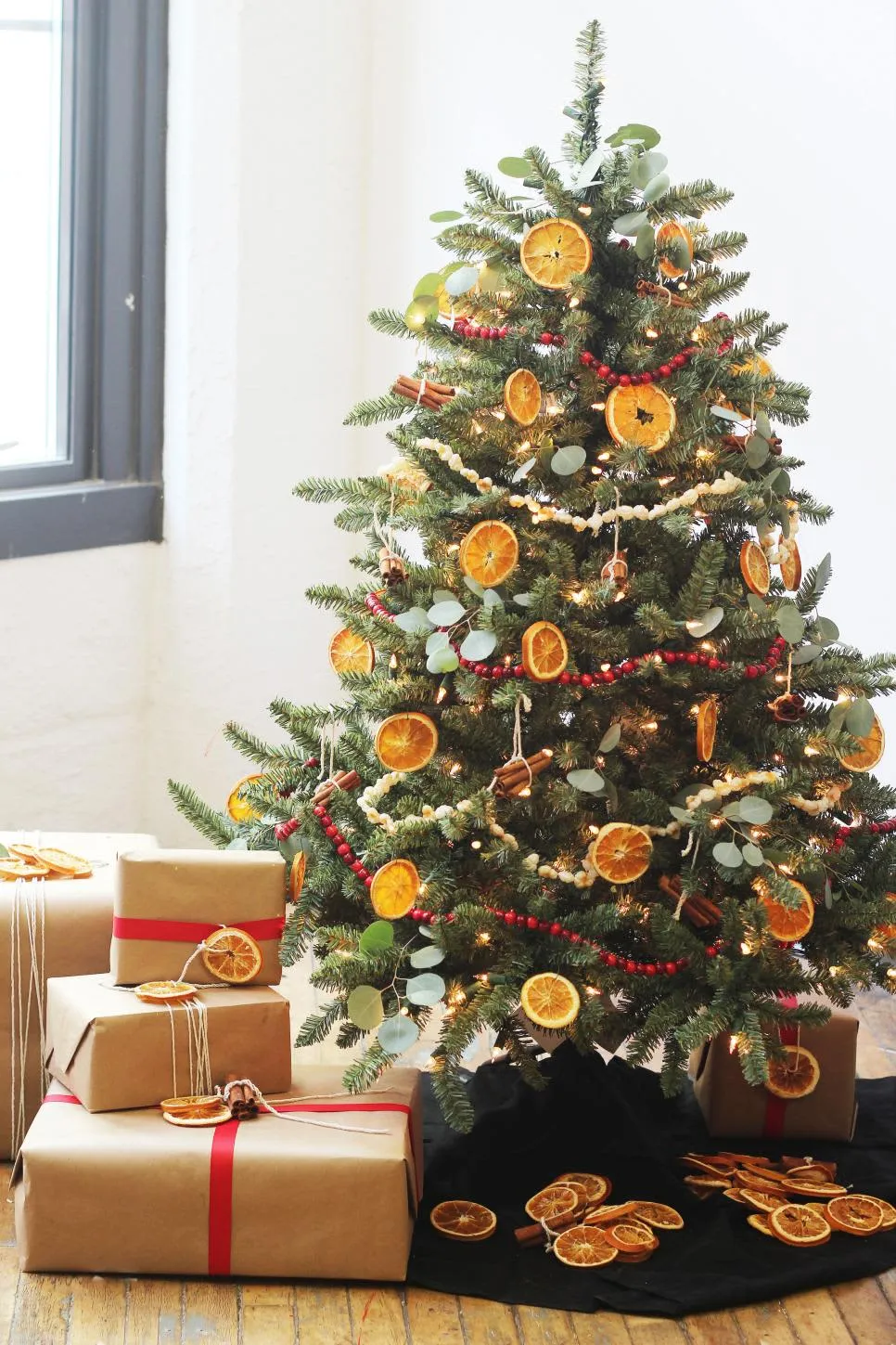 How To Decorate for Christmas With Only a Trip to the Grocery Store | Apartment Therapy