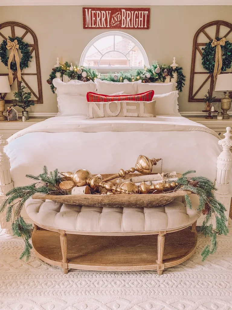 How to Decorate Your Bedroom for Christmas -
