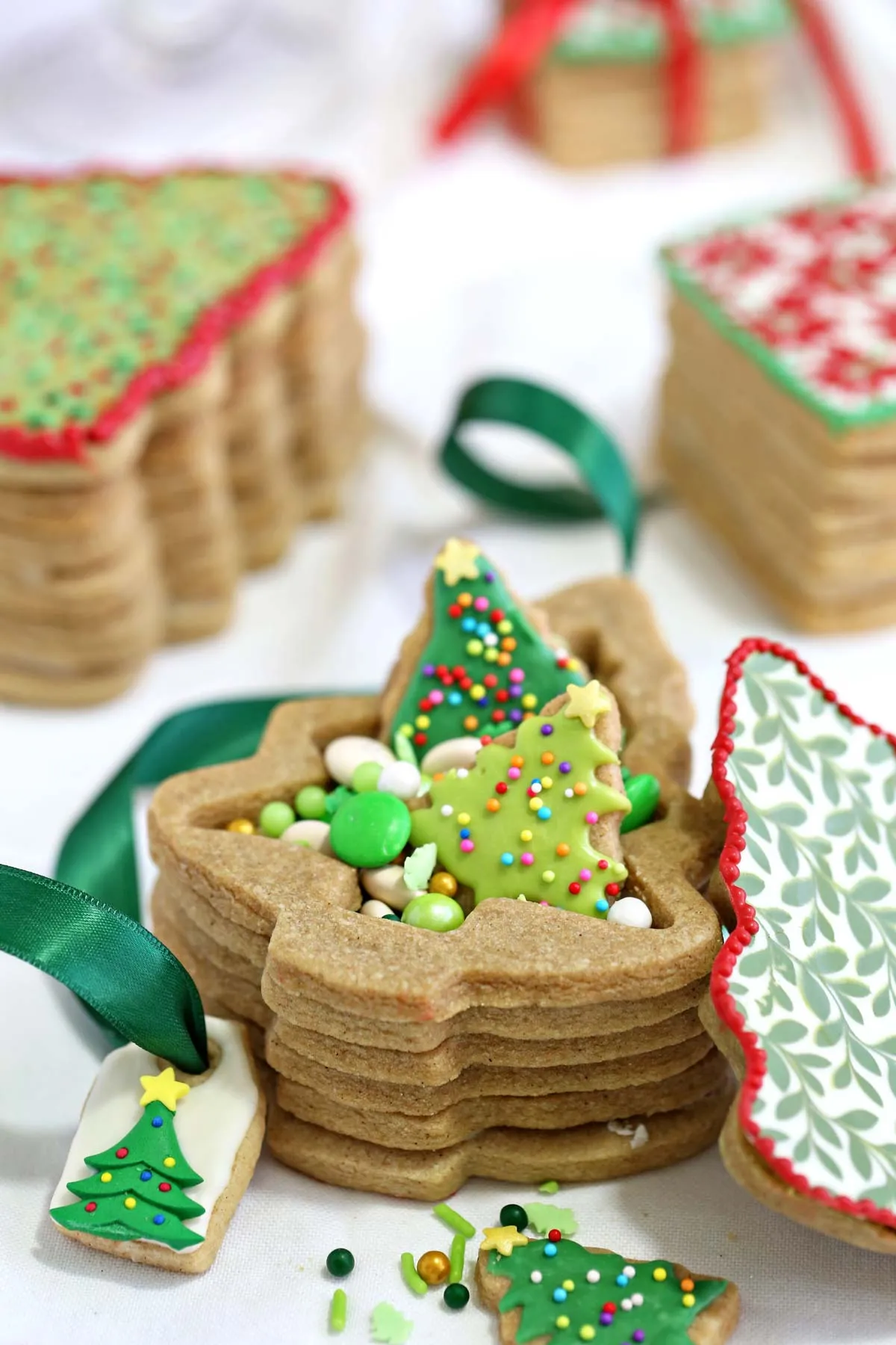 How to Make ADORABLE (and Edible) Cookie Boxes - SugarHero