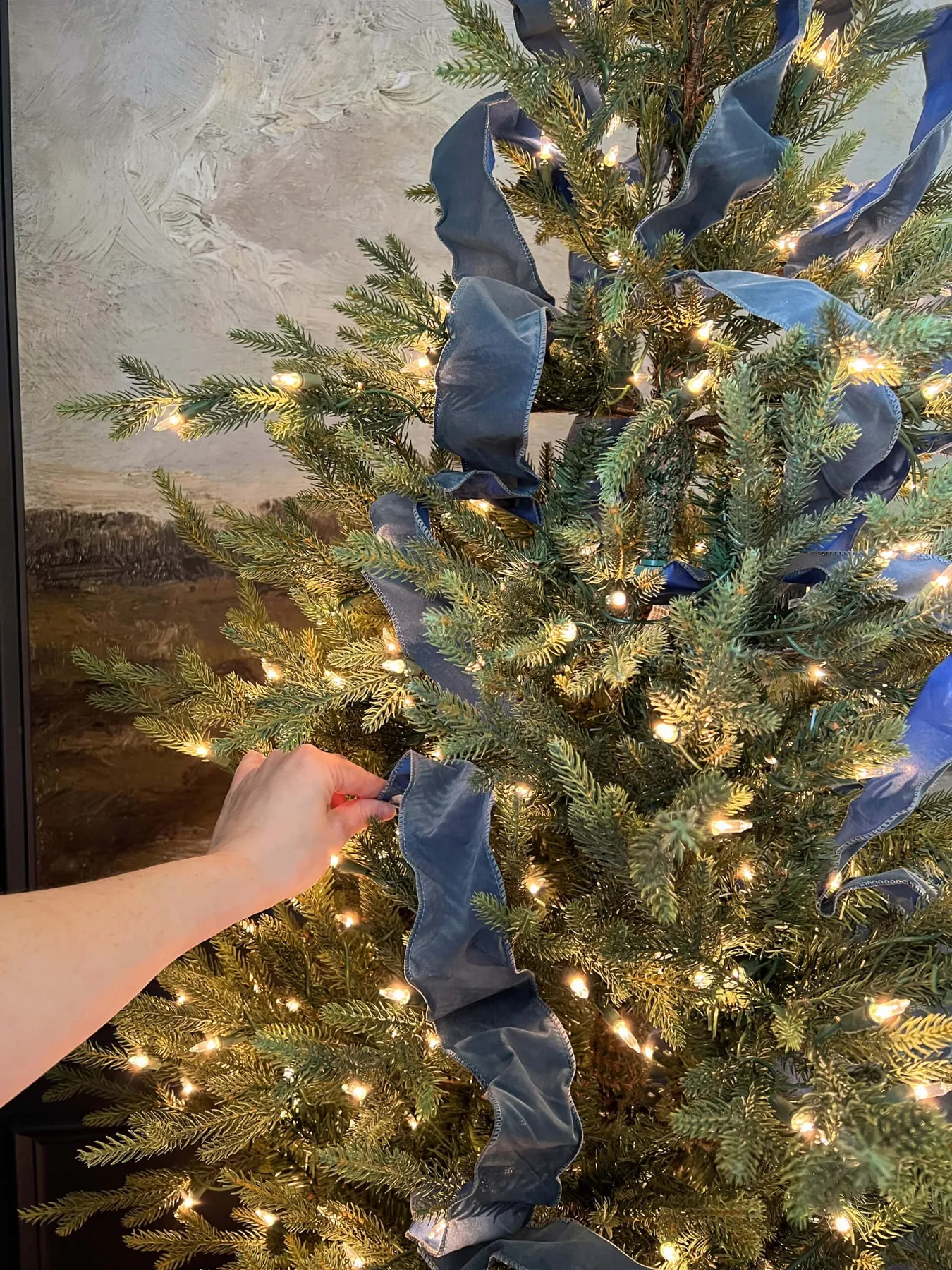 How to Put Christmas Tree Ribbon Decorations on Trees - Bless'er House