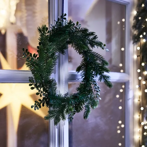 IKEA VINTERFINT Christmas artificial wreath, indoor/outdoor green, 17¾