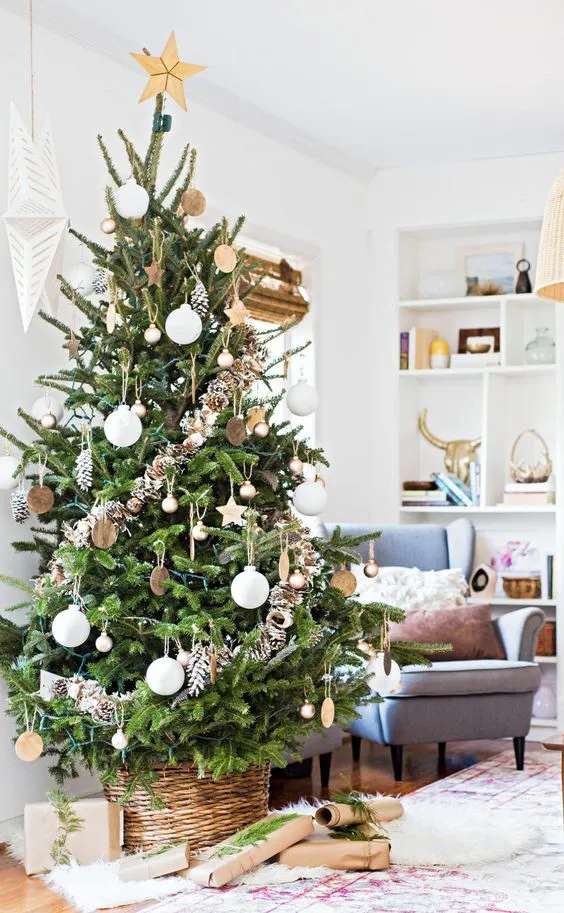 Is Tinsel Old Fashioned?