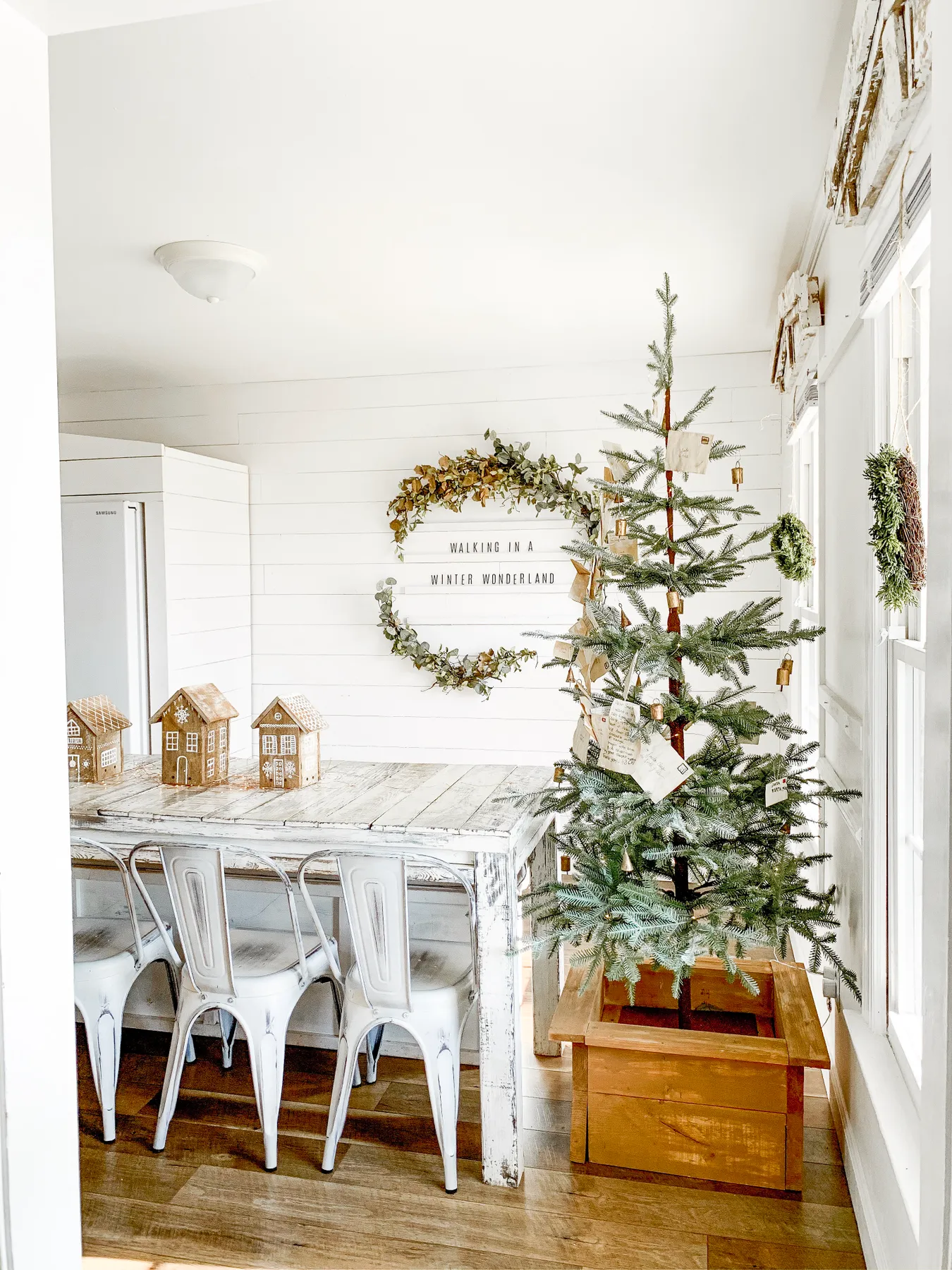 Jingle Bell Tour Of My “Old Time Christmas” Kitchen – How To Decorate For  the Holidays With Simple Timeless Touches | We Lived Happily Ever After