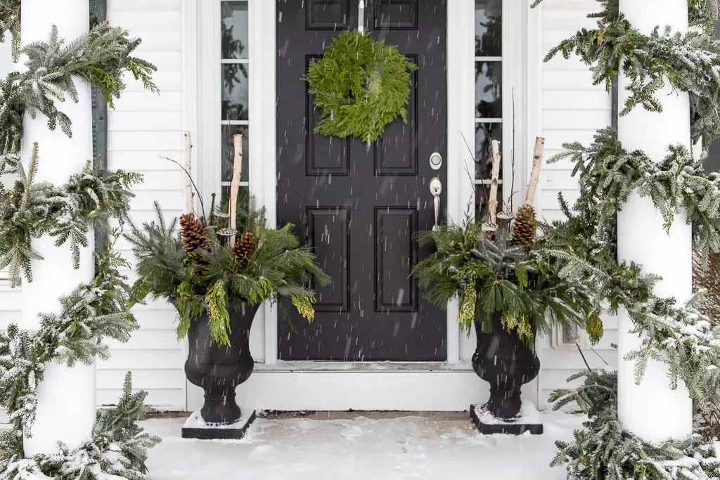 LANDSCAPE IDEAS FOR THE HOLIDAYS