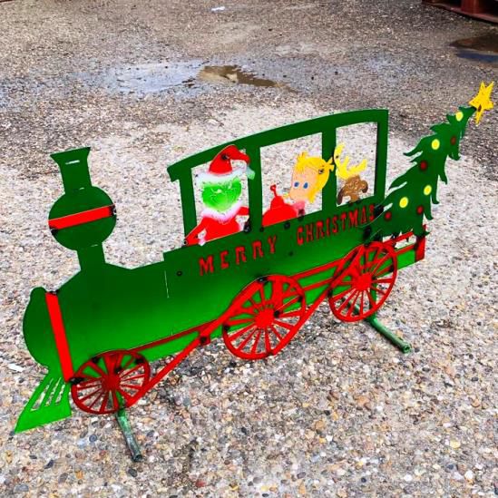 Large Grinch train with Cindy Lou and Max dog | El Mercado Imports, Arts &  Crafts