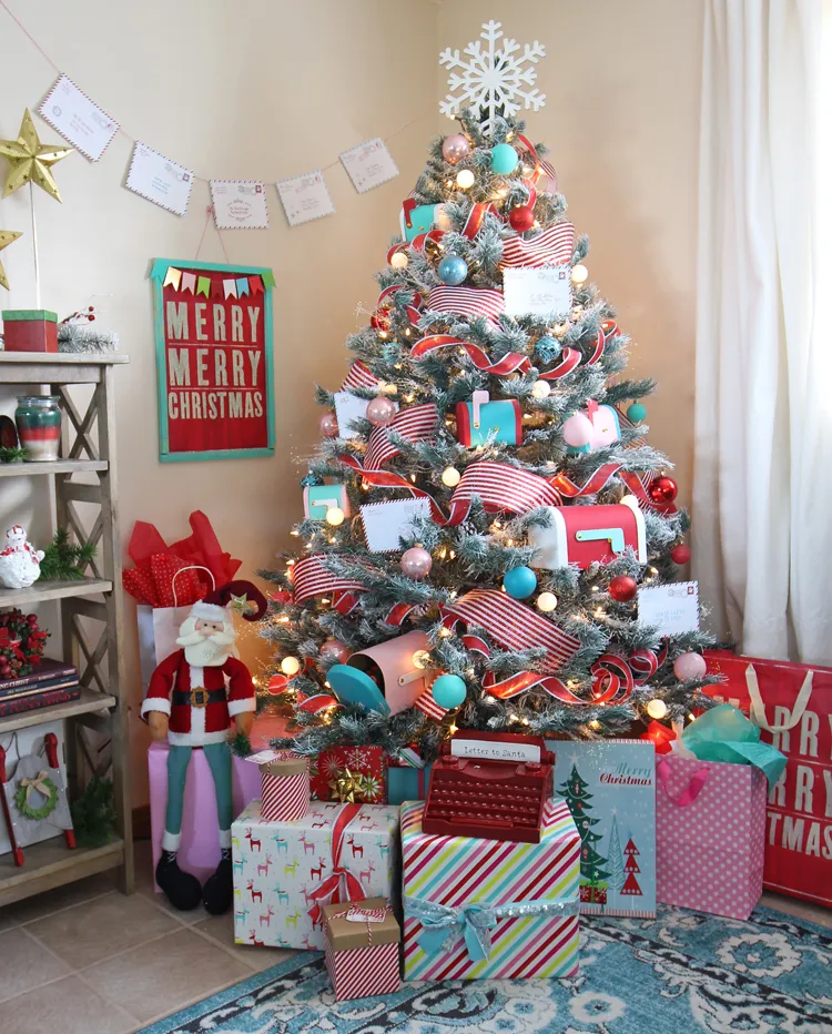 Letters To Santa” Themed Christmas Tree