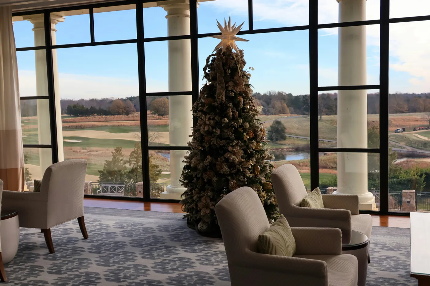 Lounge overlooking golf course