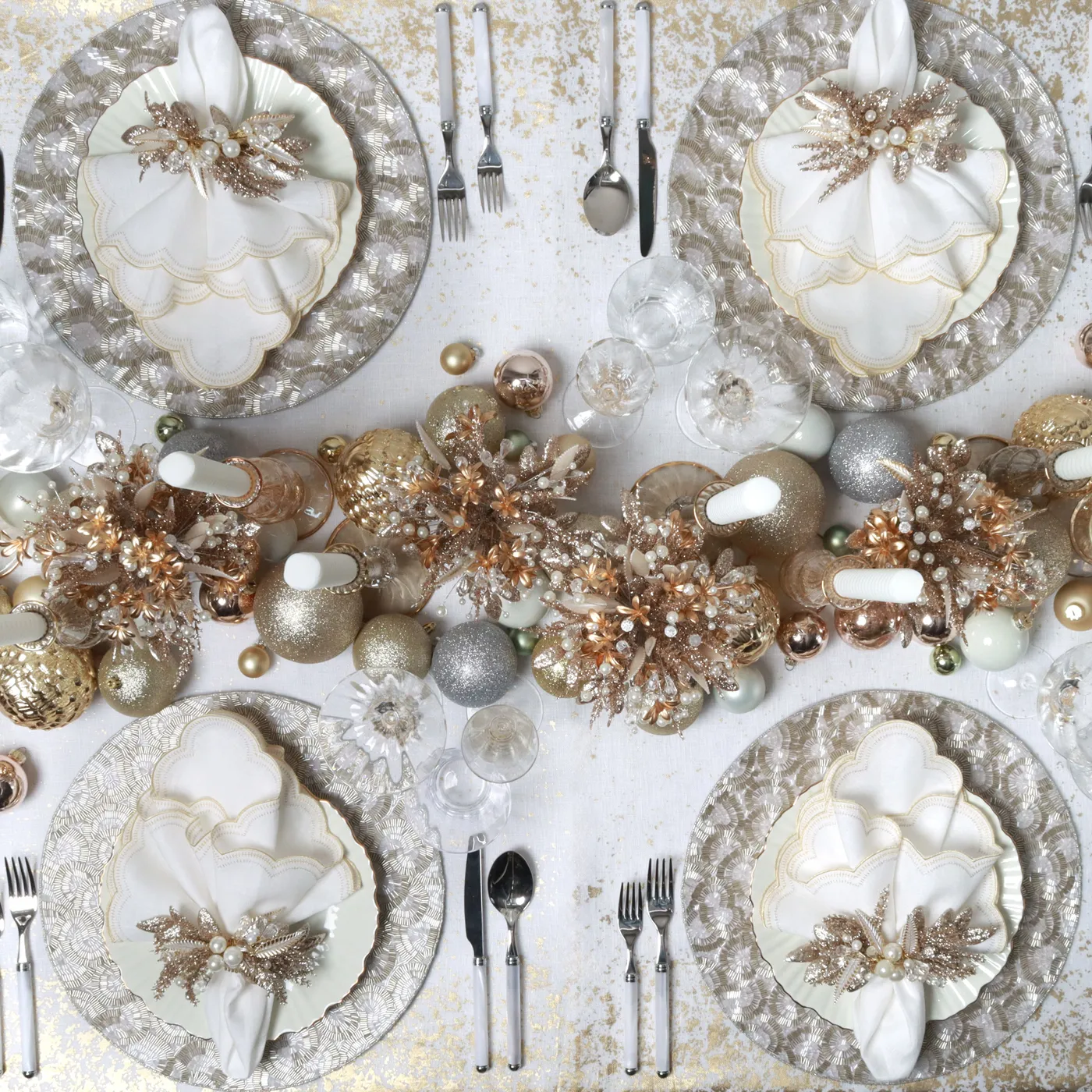 Luxurious New Year Party Tableware & Tablescape Guide