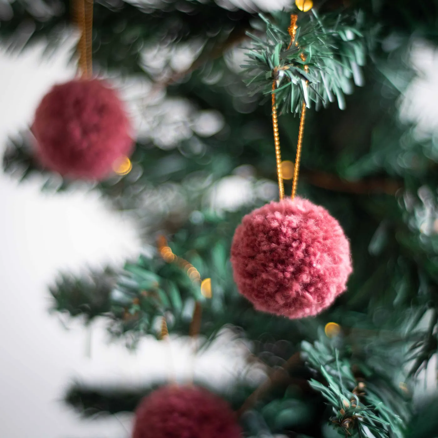 Master the art of making pom poms with Homelea Lass