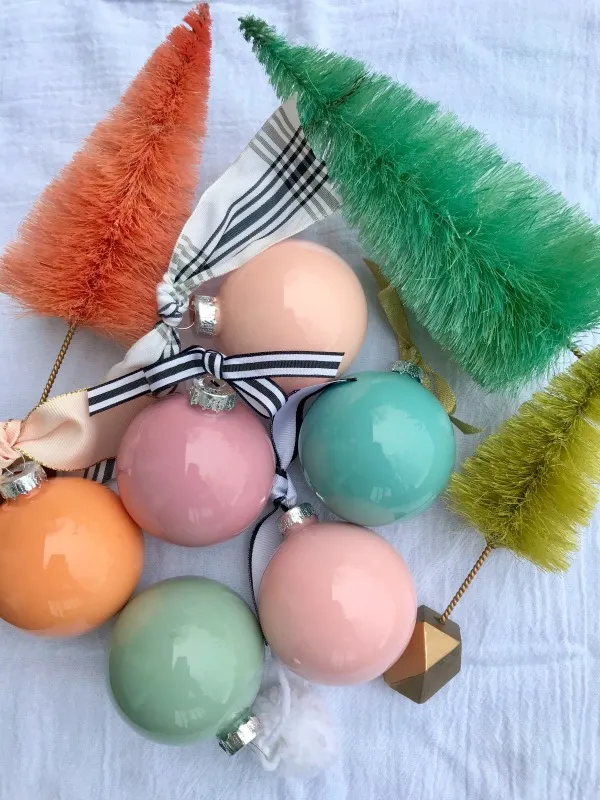Me and My Pink Mixer: Paint and Shake Christmas Ornaments