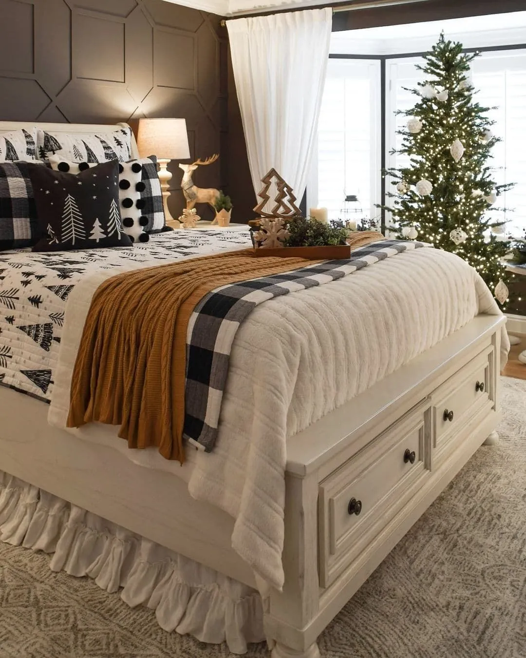 Mini Christmas Tree Decor Ideas That Prove You Don't Need a Full Tree to Feel Festive