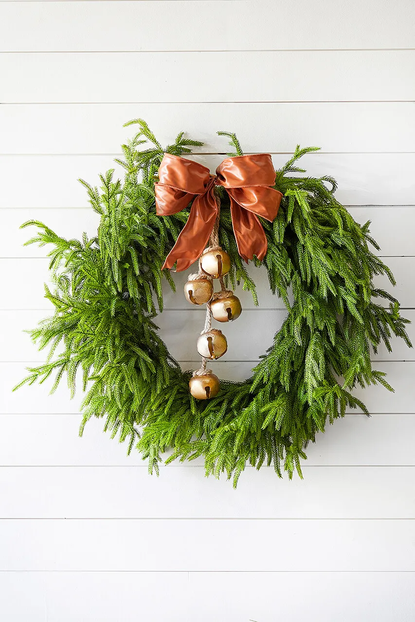 Natural Christmas Greenery | Decorator's Warehouse