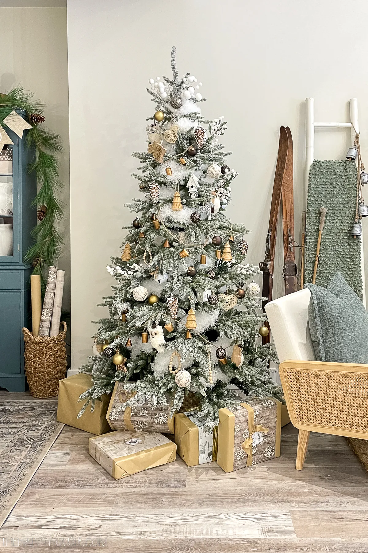 Neutral Christmas Tree Christmas Ornament How To Decorate A Beautiful Neutral  Christmas Tree The Simple Cozy