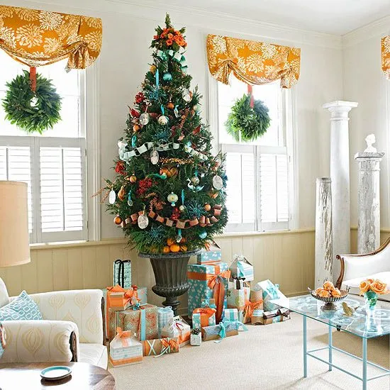 Non-Traditional Christmas Colors - Rachel Hollis