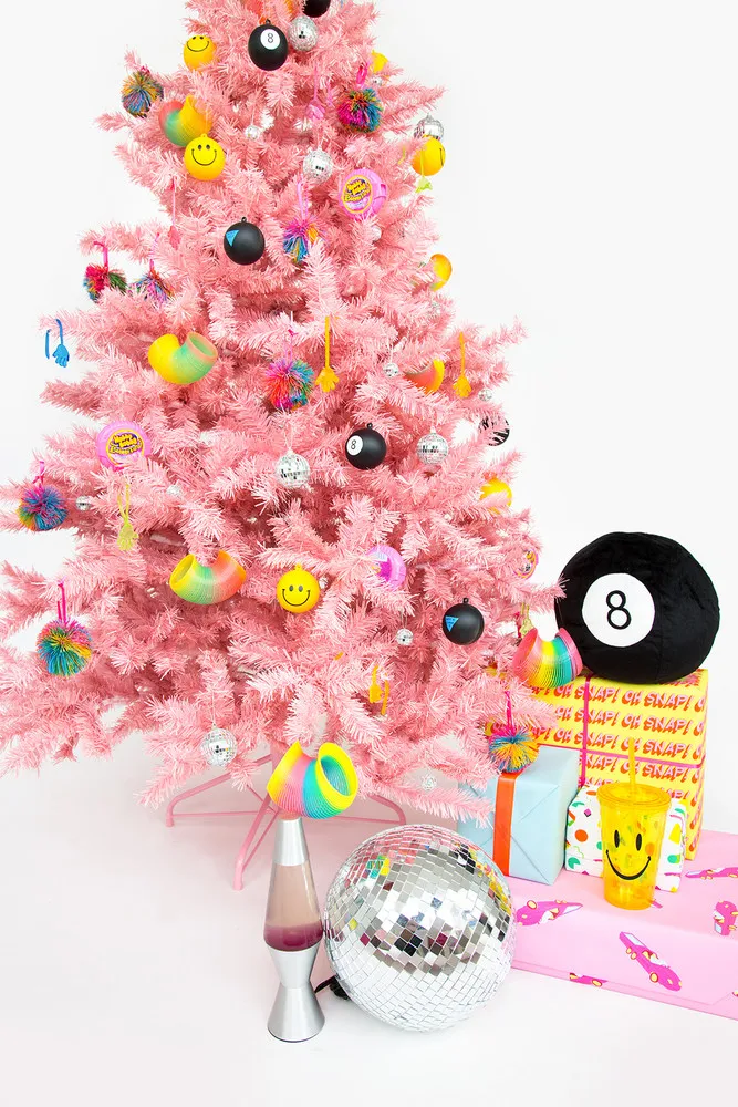 Non Traditional Christmas Tree Decorations Unique Ideas