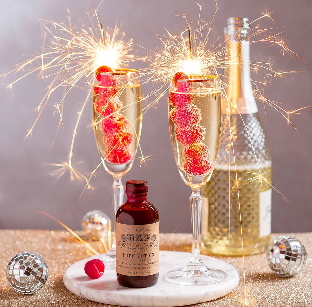 NYE Champagne Cocktail: Festive Sparkling Drink – El Guapo