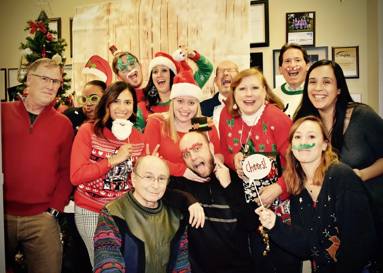 Office Holiday Decoration Ideas | Cubicle Decor | Chicago Office Movers