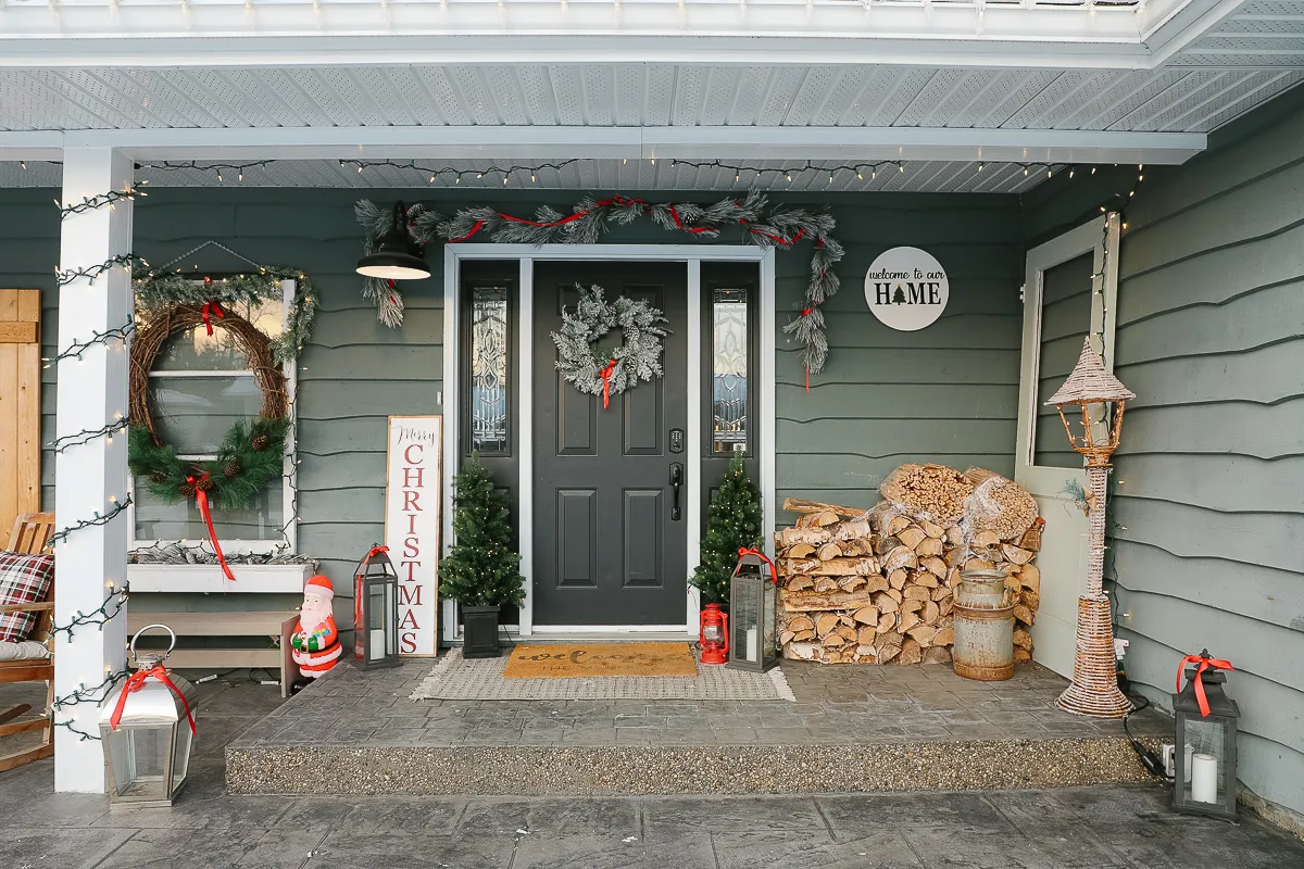 Our Cozy Christmas Porch - Making it in the Mountains
