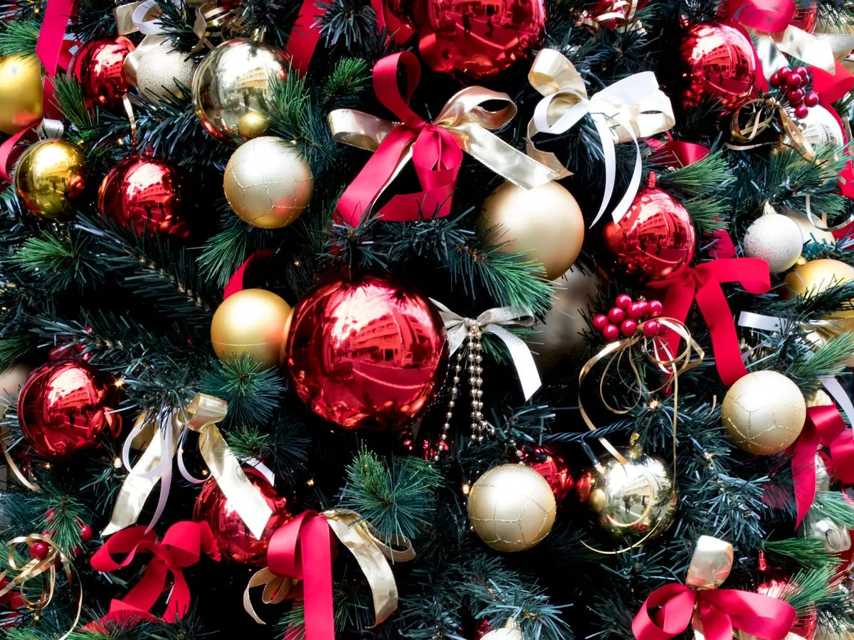 Outdoor Christmas Ribbon Providers Decorations , Large Excellent Bows