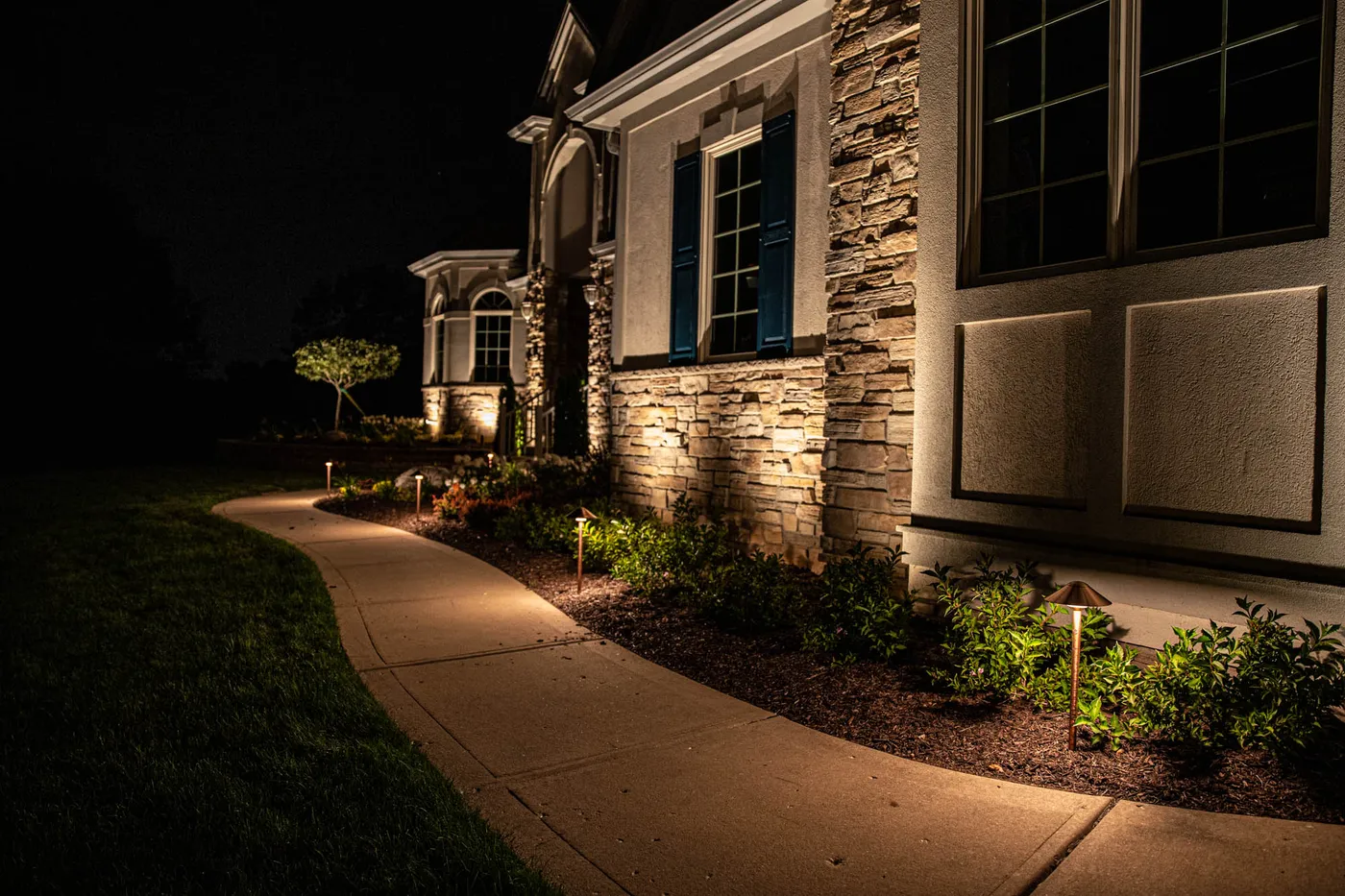 Outdoor Lighting in Mukwonago | Portfolio | Night Owl Lighting