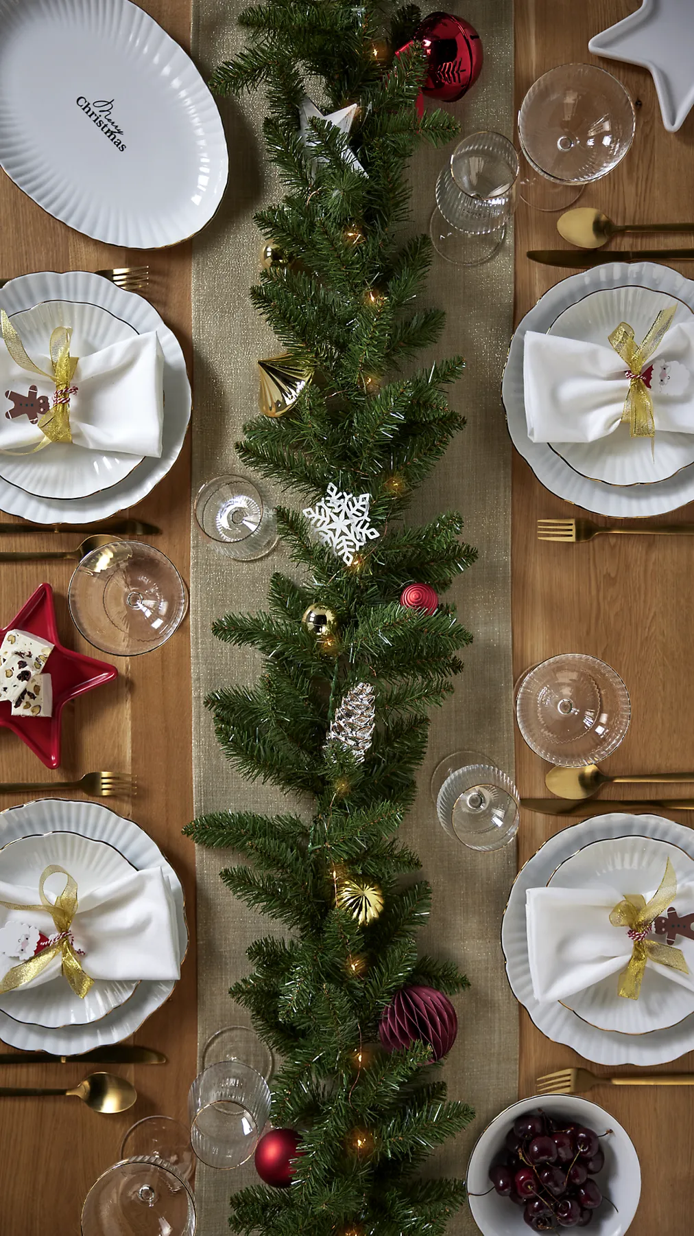 Perfect Christmas Table Setting | BIG W