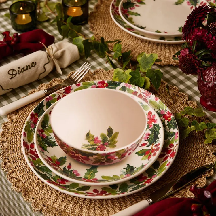 Portmeirion, Botanic Garden Christmas Holly Dinner Plate, Set of 4 | Zola