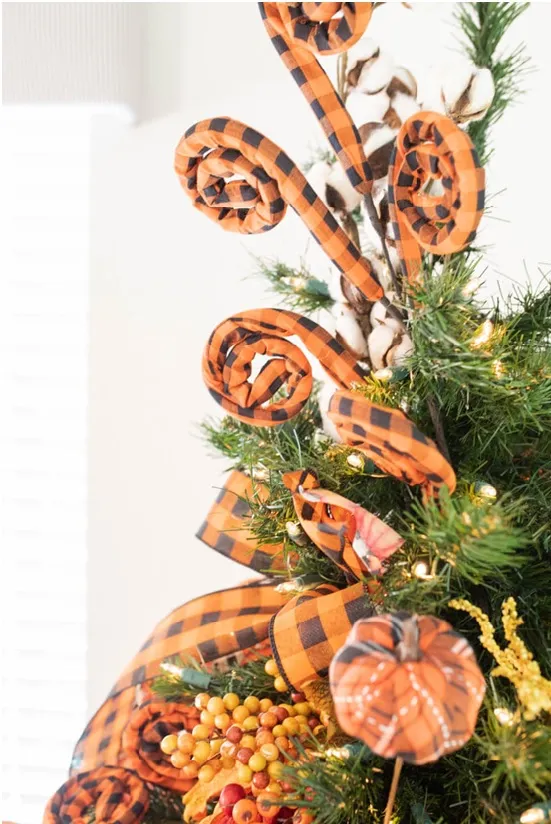 Reimagining Your Christmas Tree with Fall Decorations - Decorator's  Warehouse