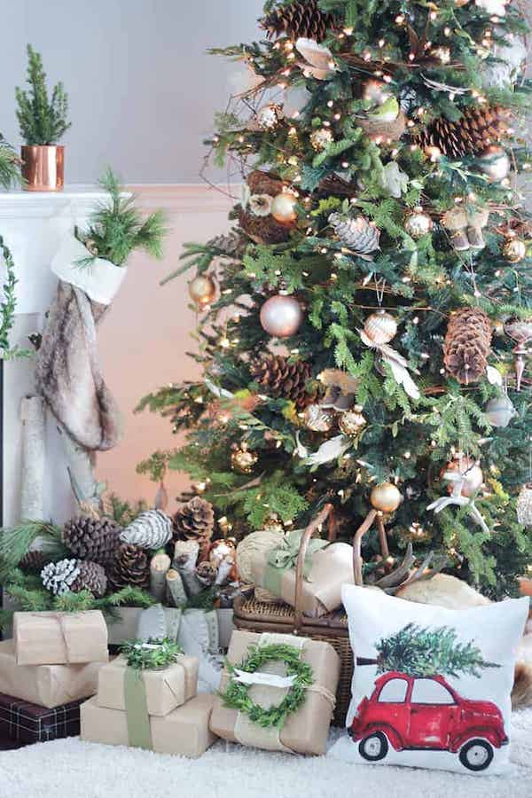 Rustic Christmas Tree Country 30 Best Rustic Christmas Trees For Your  Modern Farmhouse • Sarah Blooms