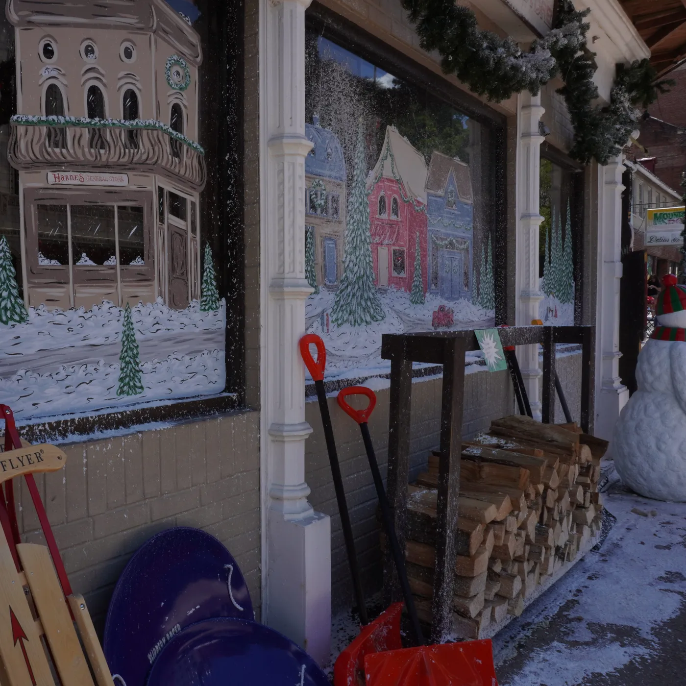 See how Maysville transformed into a winter wonderland for a movie set