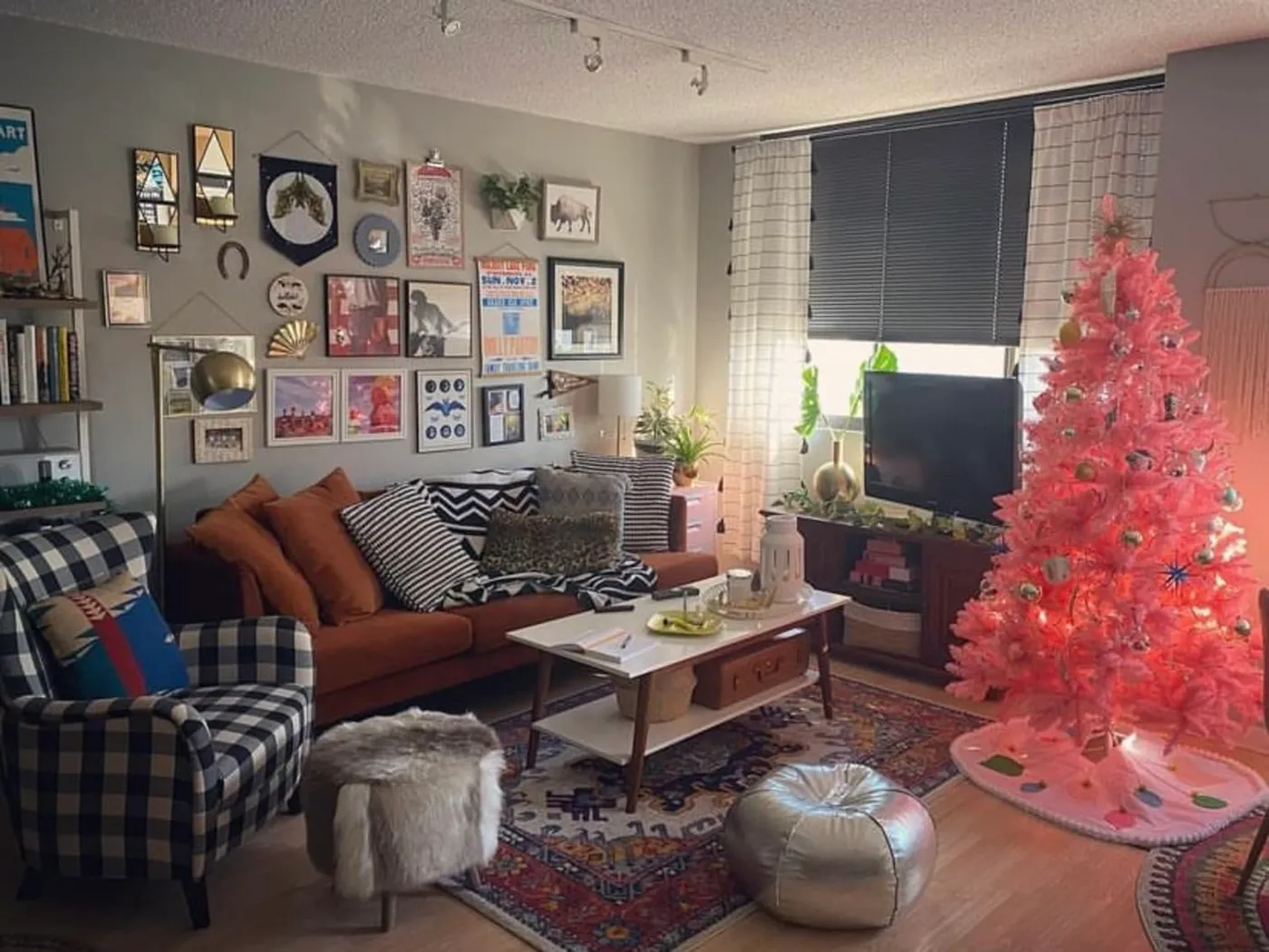 Senjie Pink Artificial Christmas Tree Review | Apartment Therapy