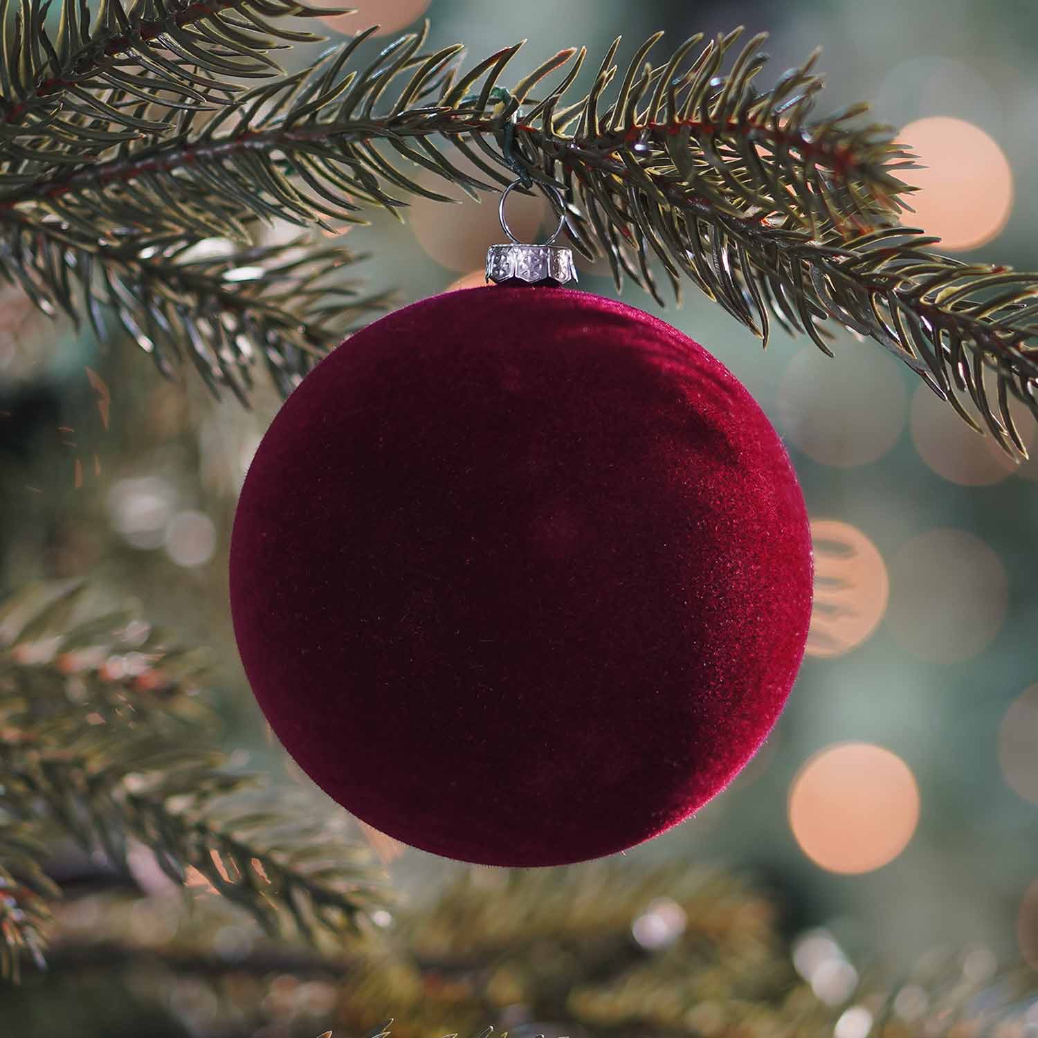 Shatterproof Velvet Maroon Bauble 8cm