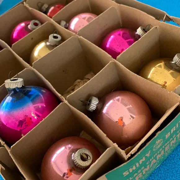 Shiny Brite Ornament Set - Vintage - Set of 10